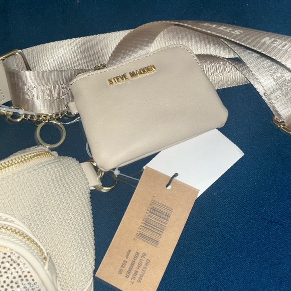 Steve Madden Crossbody Handbag - Picture 4 of 4